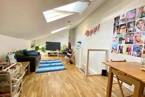 2 bedroom flat to rent, Beresford road, Haringey