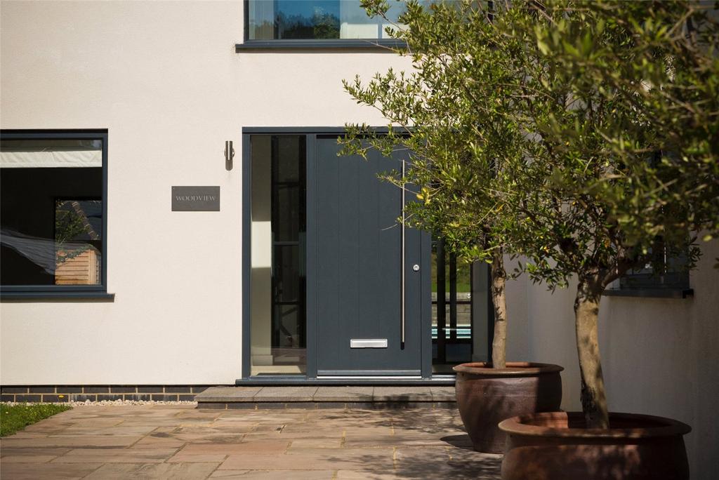 Woodview Entrance