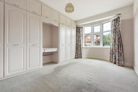 1 Mainridge Road, Chislehurst, BR7 6DN