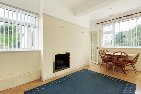 1 Mainridge Road, Chislehurst, BR7 6DN