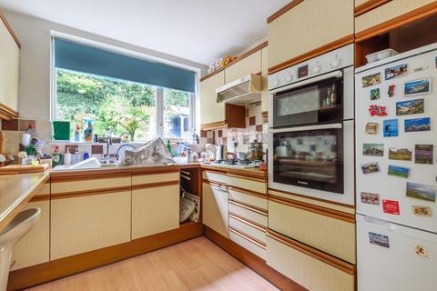 48 Madeira Avenue, Bromley, BR1 4AY