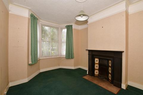 65 Tharp Road, Wallington, SM6 8LG