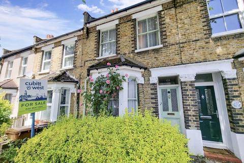 65 Tharp Road, Wallington, SM6 8LG