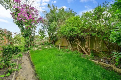 65 Tharp Road, Wallington, SM6 8LG