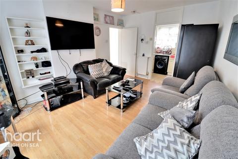 1 bedroom flat for sale - Wood Farm Close, Leigh-On-Sea