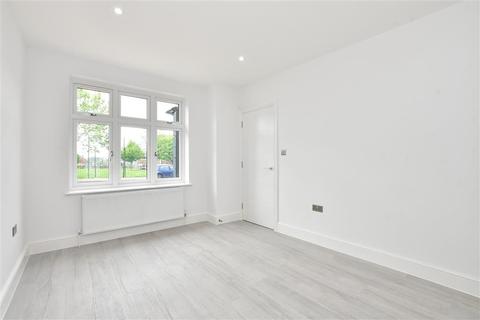 8 Caterham Avenue, Ilford, IG5 0PY