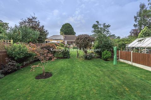3 Fosters Close, Chislehurst, BR7 6NG