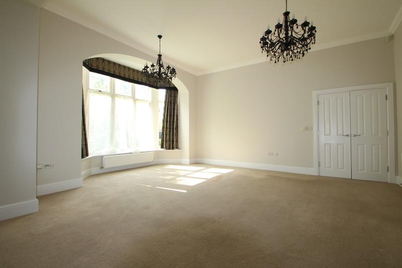 Knotley Way, West Wickham, West Wickham 2 bed flat £1,600 pcm (£369 pw)