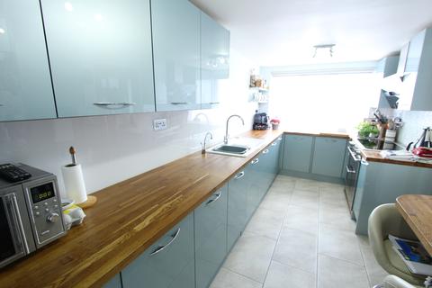 16 Clyde, East Tilbury, Tilbury, RM18 8RY