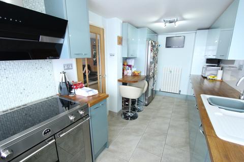 16 Clyde, East Tilbury, Tilbury, RM18 8RY