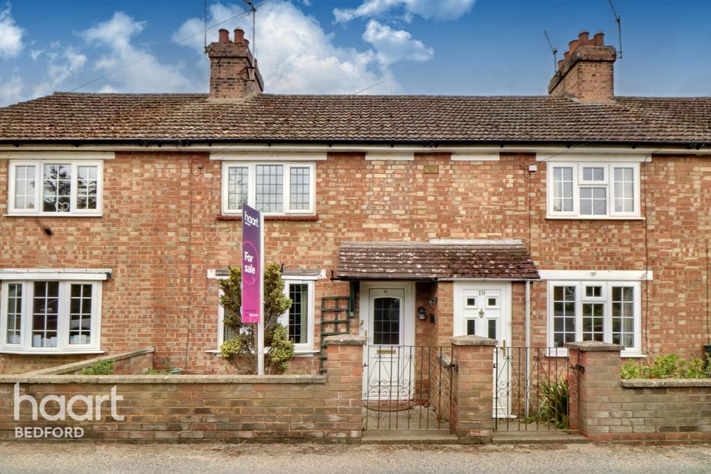 Pavenham Road, Felmersham 3 bed terraced house £275,000