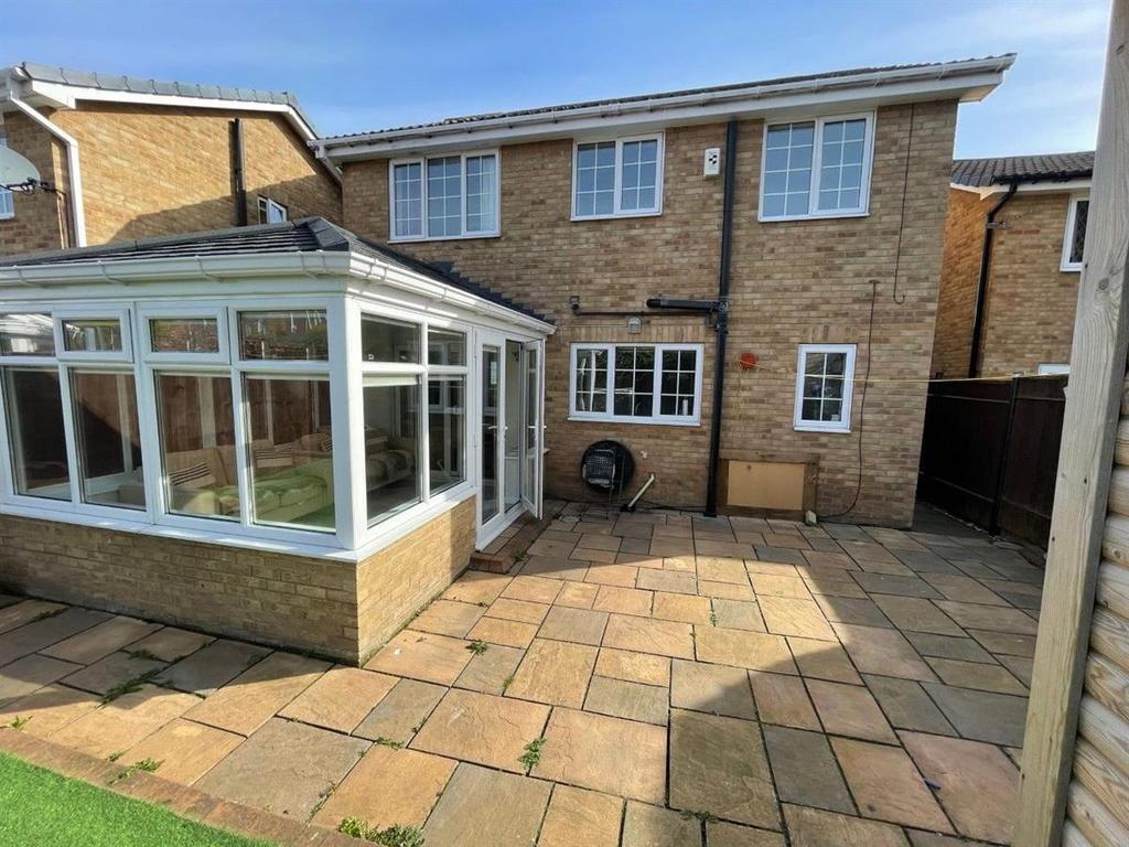 Sullivan Walk, Hebburn 4 bed detached house £280,000