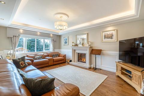 21 Braidpark Drive, Giffnock, Glasgow, G46 6NB