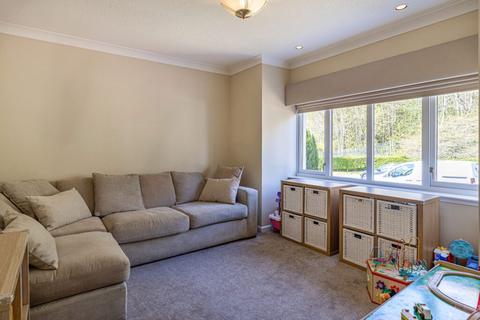 21 Braidpark Drive, Giffnock, Glasgow, G46 6NB