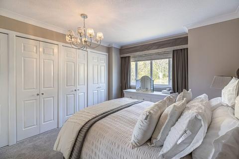 21 Braidpark Drive, Giffnock, Glasgow, G46 6NB
