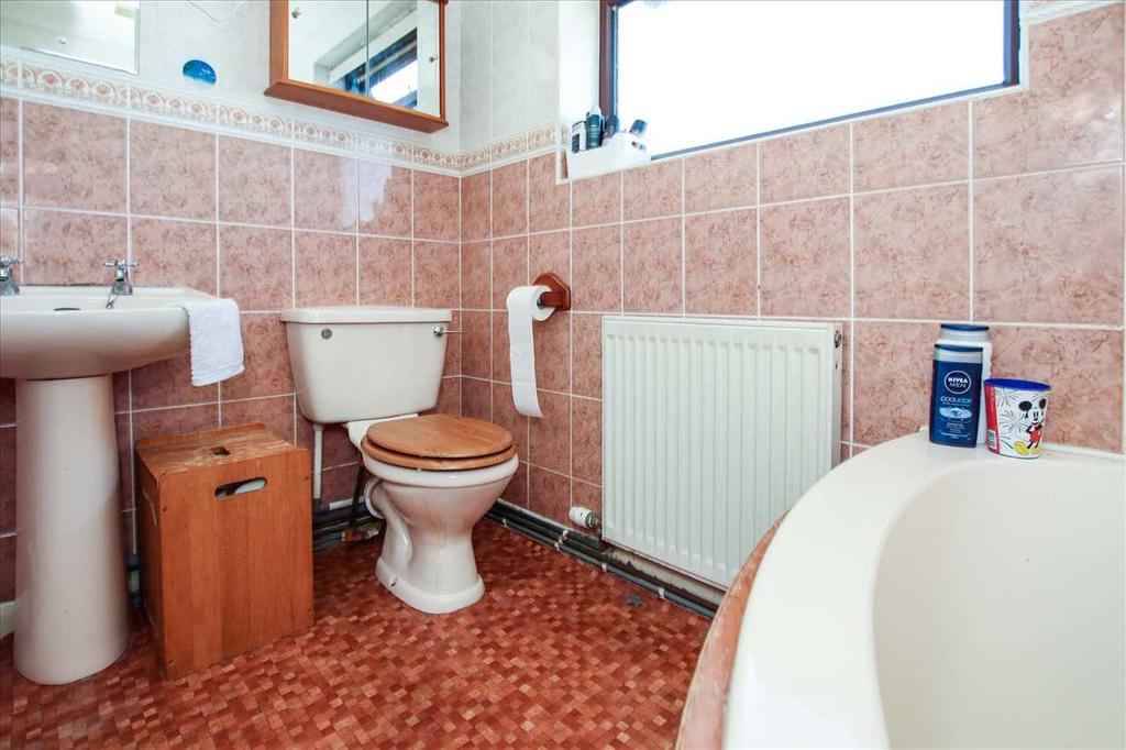 Ensuite Bathroom