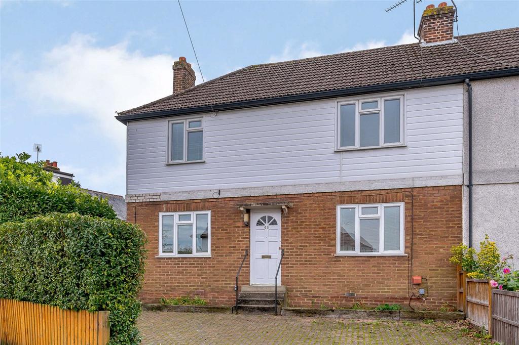 Longfield Road, Harpenden, Hertfordshire, AL5 4 bed semidetached house