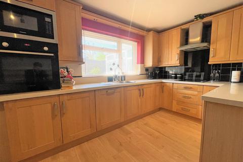 21 Aldrin Road, Exeter, EX4 5DN