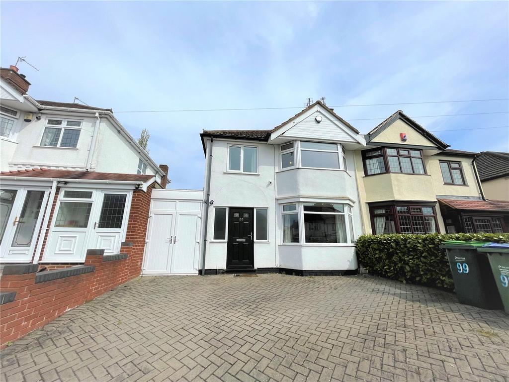 Castle Road West, Oldbury, West... 3 bed semidetached house £925 pcm
