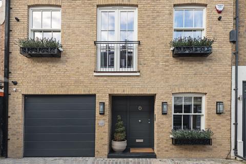 undefined, Clabon Mews, Knightsbridge, London, SW1X