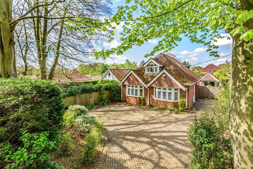 Hursley Road, Parish of Ampfield, Hampshire, SO53 4 bed detached house