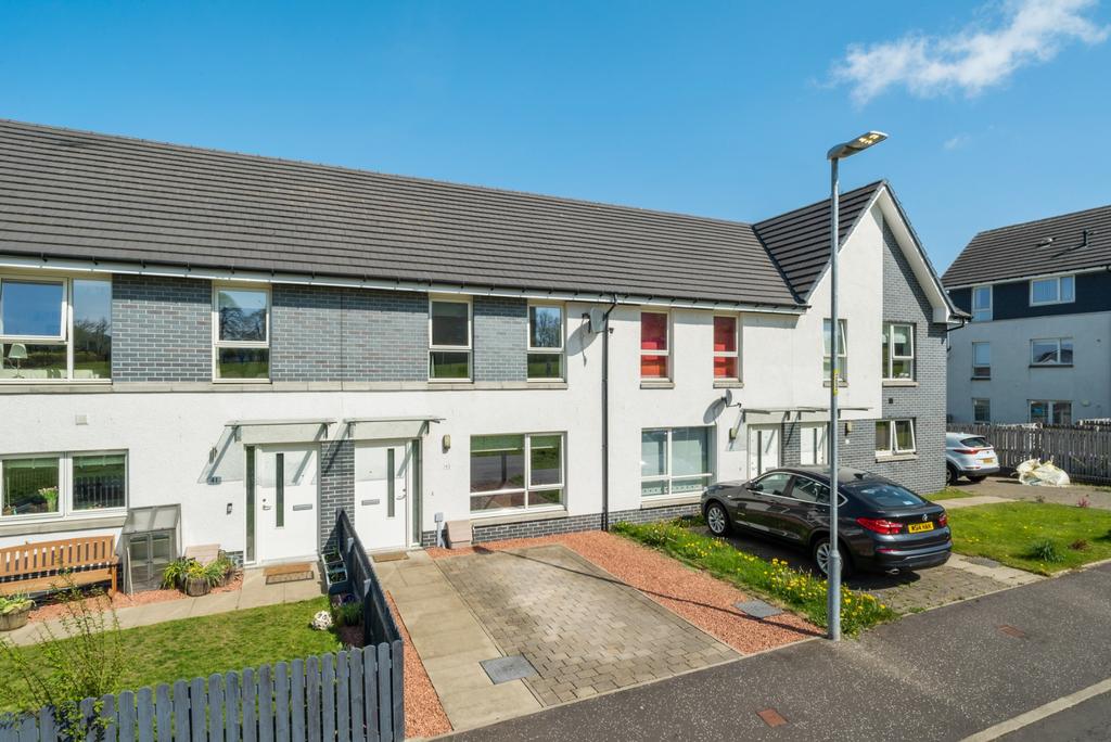 Roseknowe Place, Toryglen, Glasgow... 2 bed flat £149,000