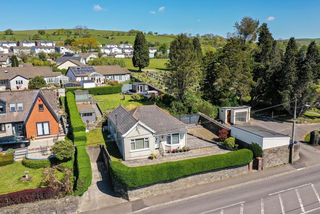 Brynna Road, Brynna, Pontyclun... 2 bed detached bungalow £300,000