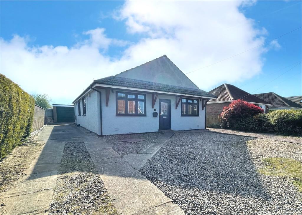 Edmonton Road, Kesgrave, IP5 1EE 4 bed detached bungalow £425,000