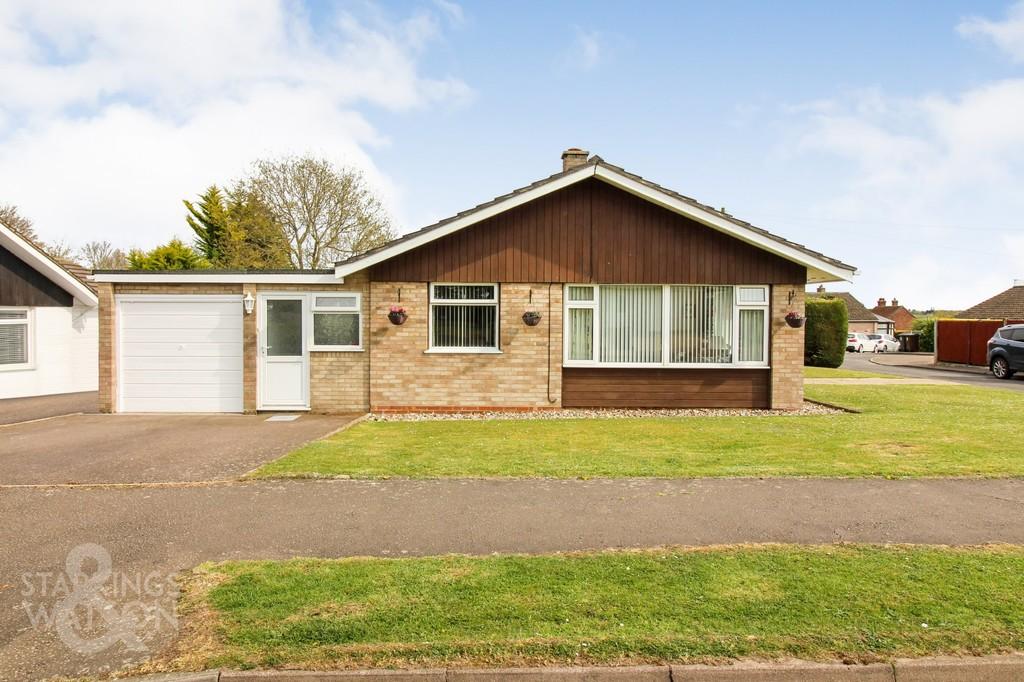 Rectory Close, Newton Flotman, Norwich 3 bed detached bungalow for sale