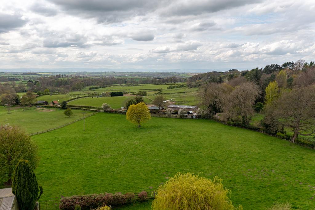 South End, Osmotherley, Northallerton 3 bed detached house £500,000