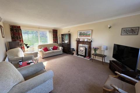 5 bedroom detached house for sale - Cottingley Drive, Bingley, BD16 1ND