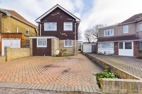 73a Brixham Crescent, Ruislip, HA4 8TT