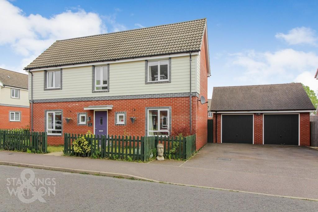 Waxwing Way, Queens Hill, Costessey 4 bed detached house £365,000