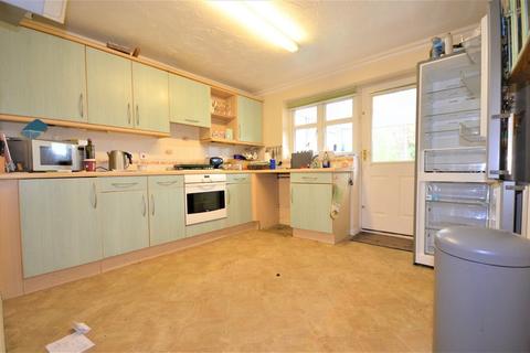 17 Lime Trees Grove, Corby, NN17 1DY
