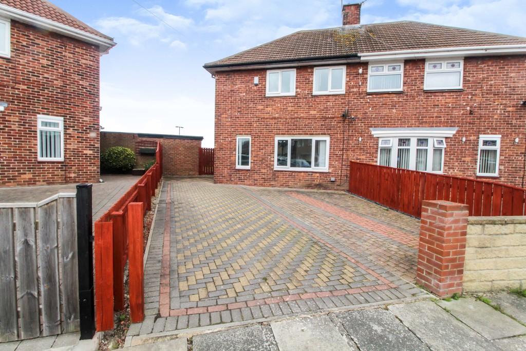Avondale Avenue, Blyth 2 bed semidetached house £550 pcm (£127 pw)