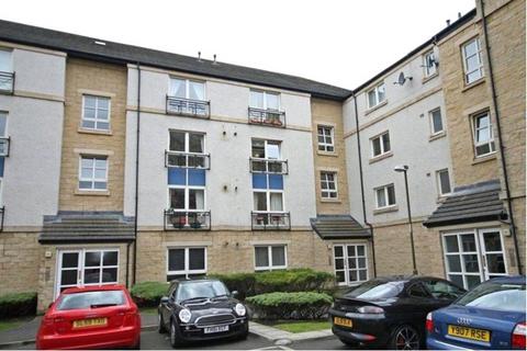 2 bedroom flat to rent, Cadiz Street, Edinburgh, EH6