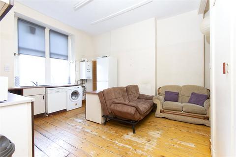 3 bedroom terraced house to rent, Maxwell Street, Edinburgh, EH10