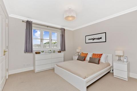 undefined, Rattray Drive, Edinburgh, EH10