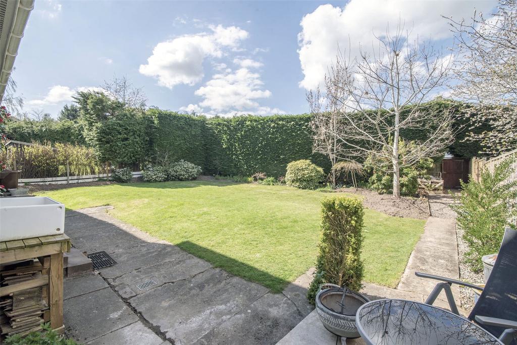 Rear Gdn