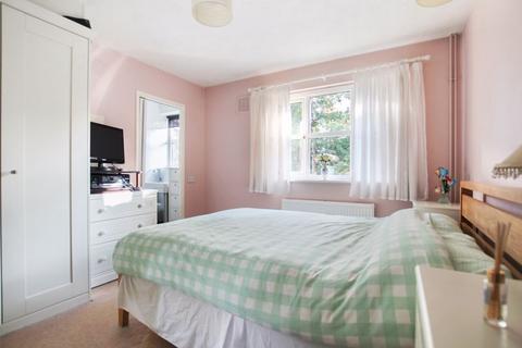 14 Balmoral Gardens, Bexley, DA5 1HR