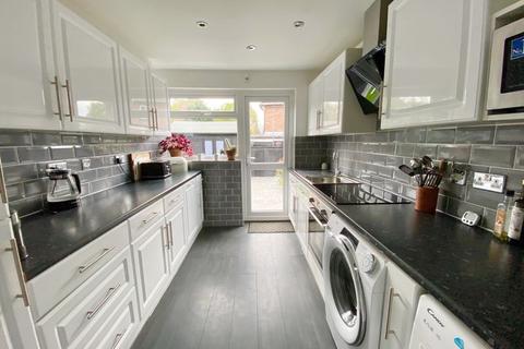 13 Rutland Close, Bexley, DA5 3HY