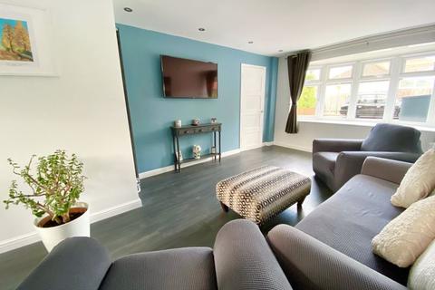 13 Rutland Close, Bexley, DA5 3HY