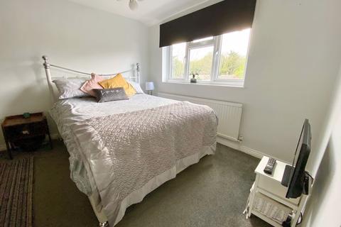 13 Rutland Close, Bexley, DA5 3HY