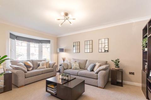 156 Forest Gate, Palmersville, Newcastle Upon Tyne, NE12 9EN