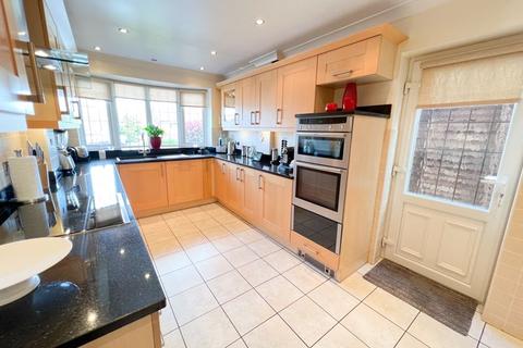 65 Bankside Crescent, Sutton Coldfield, B74 2JA