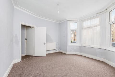 2 bedroom flat for sale - Grove Avenue, Hanwell, London, W7 3EX