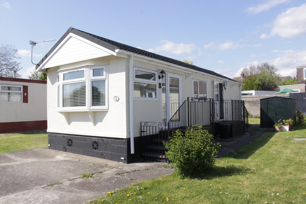 Ham Manor Park, Llantwit Major, CF61 1 bed park home £75,000