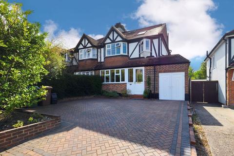 31 Ashurst Road, Tadworth, KT20 5ET