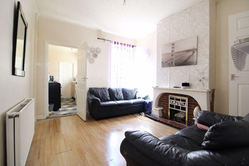 Dallow Road, Luton 2 bed terraced house for sale £265,000