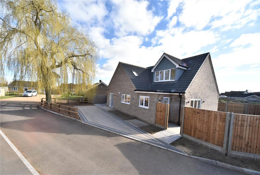 Willow Close, Holywell Row, Bury St. Edmunds, Suffolk, IP28 4 bed